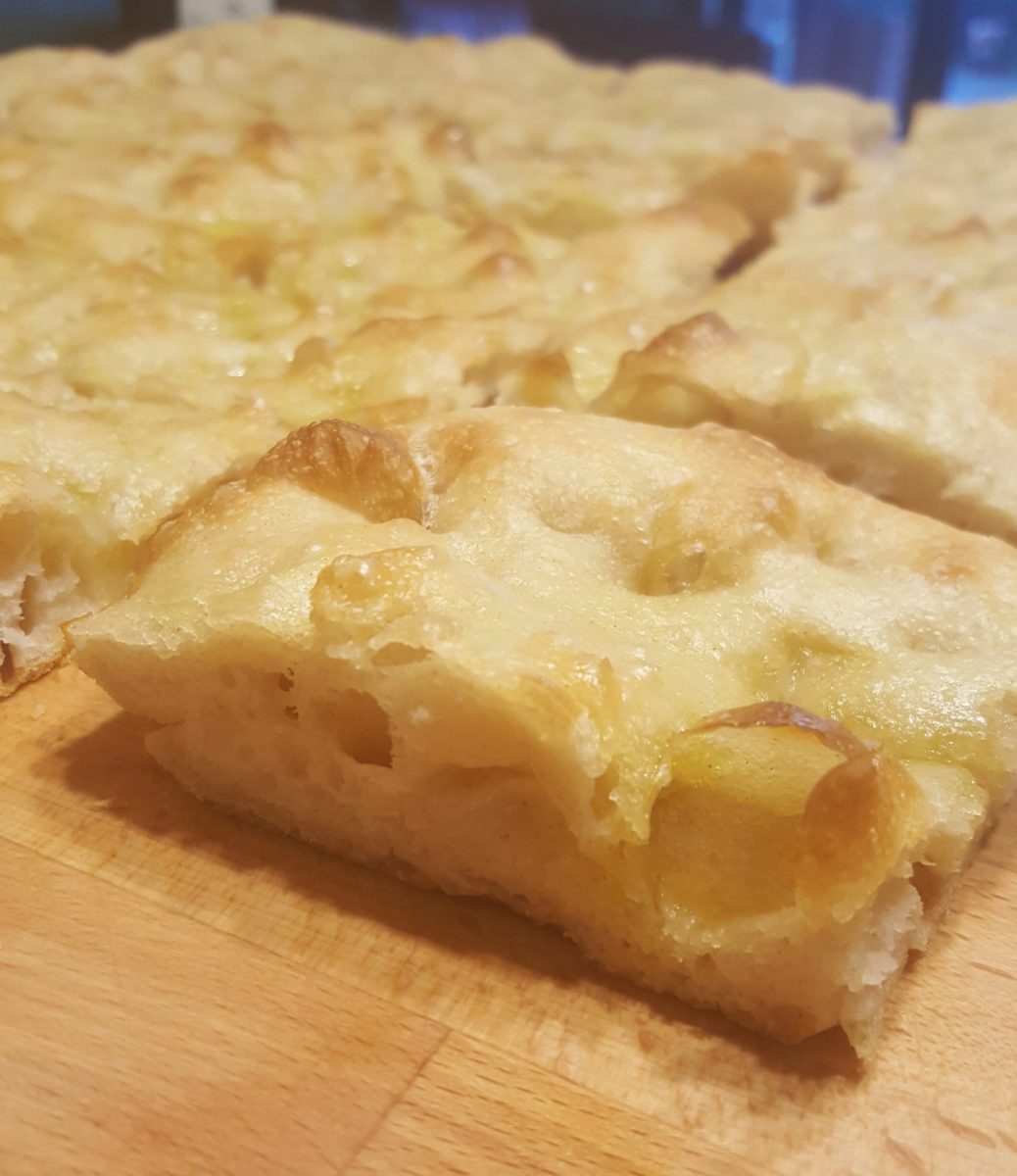 Focaccia morbida di farina manitoba