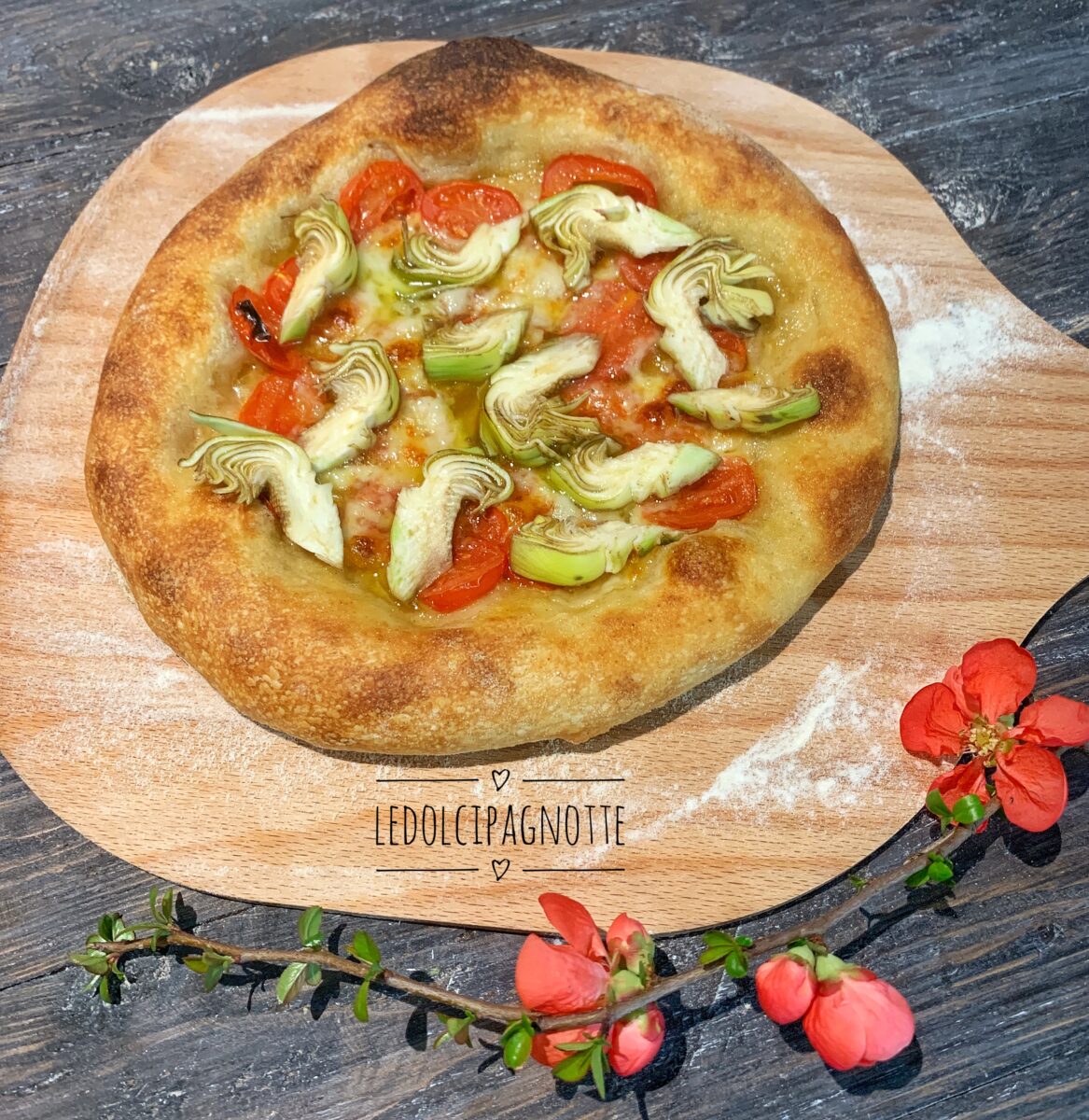 Pizza al piatto con licoli